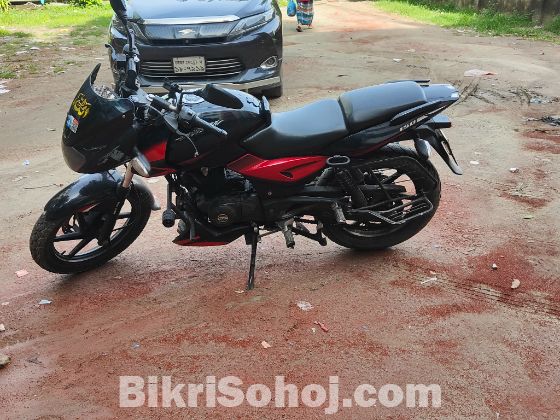 Bajaj pulsar 150 2018